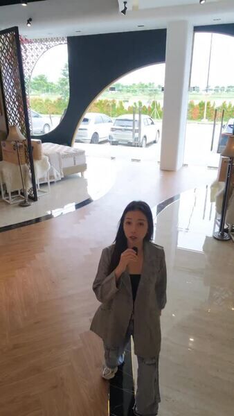 Instagram video thumbnail